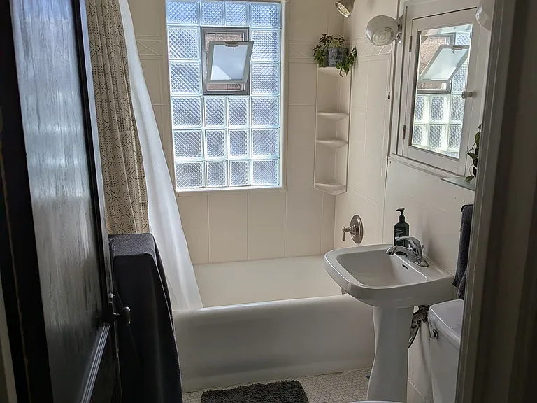 3915 Pleasant Ave — Photo 8