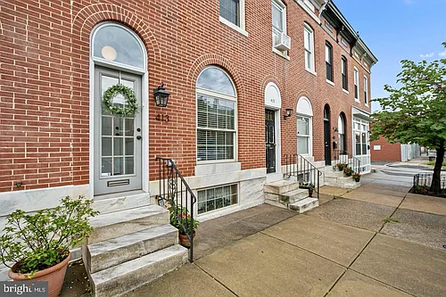 413 S East Ave Photo 1