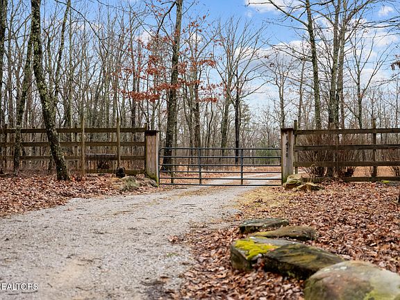 3rd image of 1478 Mawila Ridge Rd