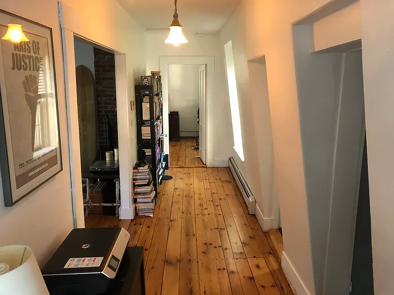 65 Government St #B — Photo 8