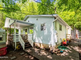 2839 Greenway Dr, Knoxville, TN 37918