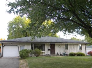 1408 Blossom Ln, Saint Paul Park, MN 55071