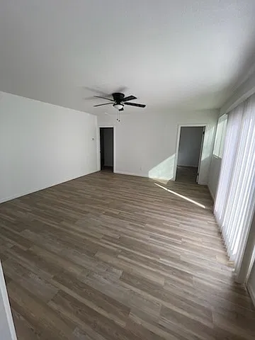 2 bed, $1,300 — Photo 4