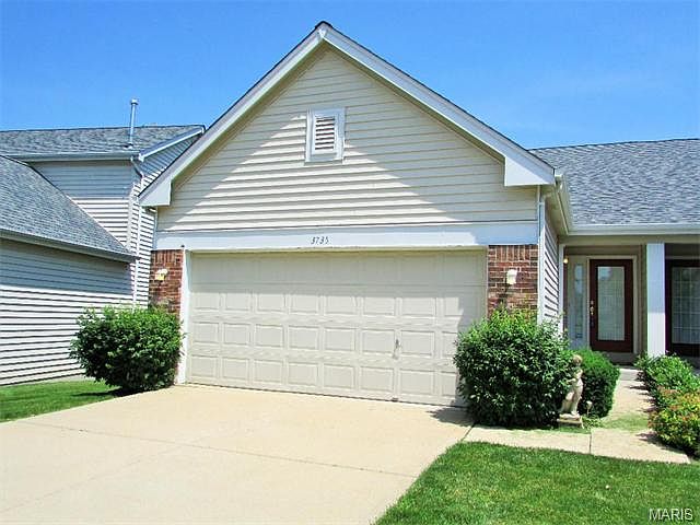 1st image of 3735 Southern Manor Dr