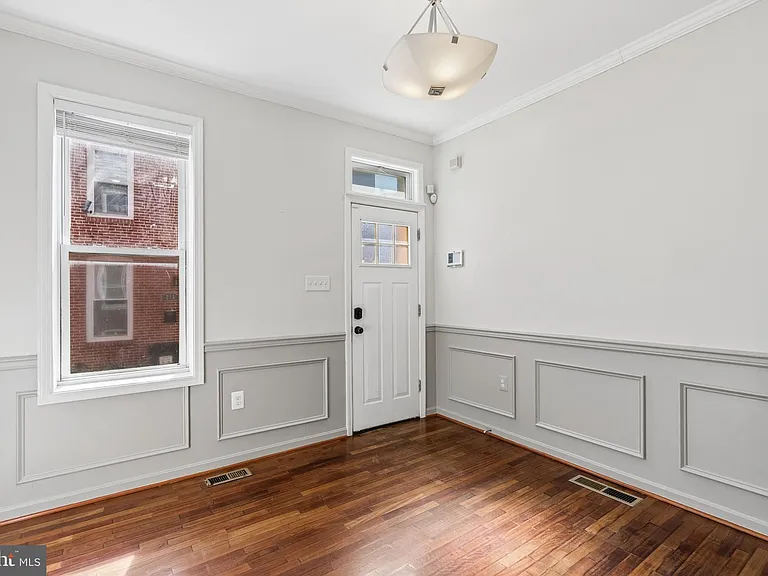 214 N Madeira St — Photo 7