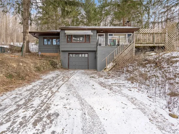 3446 McClary Rd, La Fayette, NY 13084