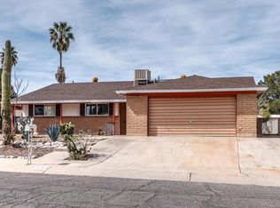 2208 S Oak Park Dr, Tucson, AZ 85710