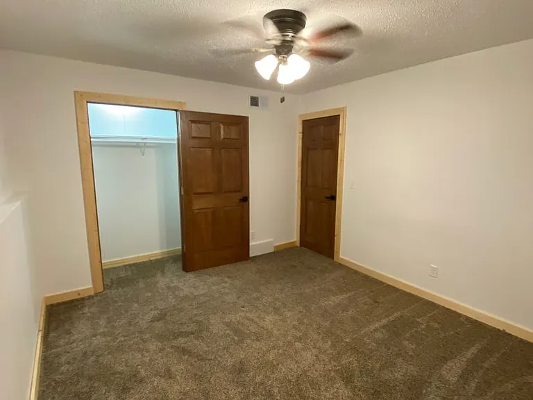 403 Melody Ln — Photo 6
