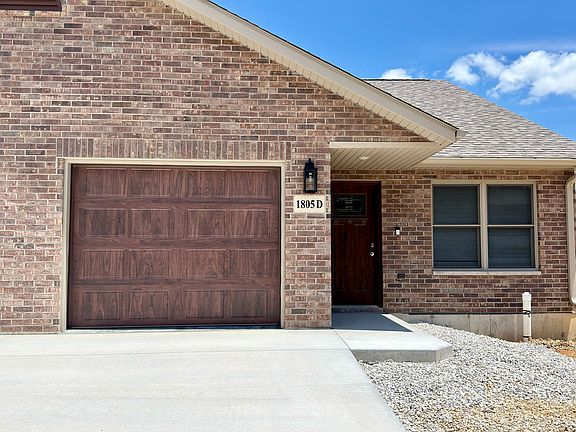3rd image of 1805 Saint Michaels Ct #D