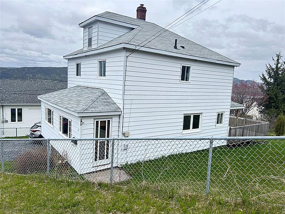 3rd image of 27 Fudges Road
