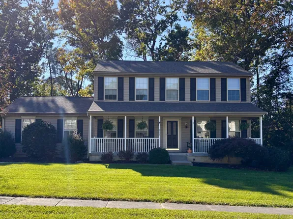 135 Carriage Hill Cir, Mantua, NJ 08051
