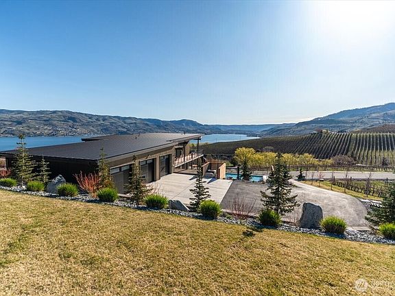 3rd image of 140 Clos Chevalle Road