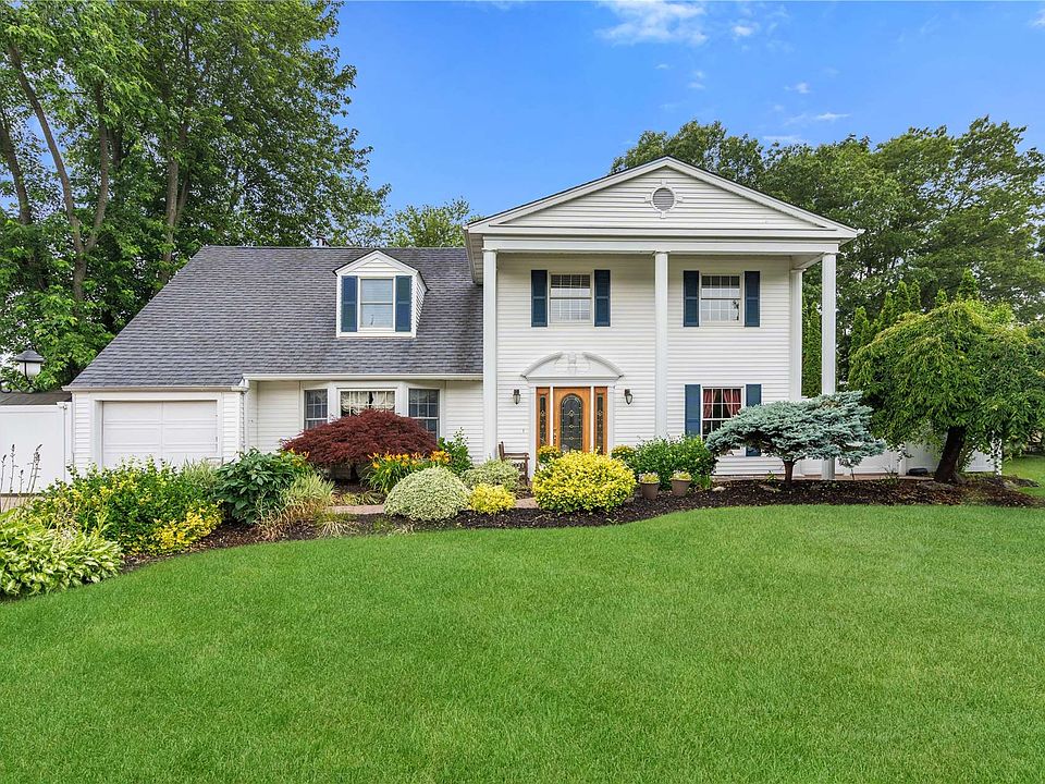 253 Thunder Road, Holbrook, NY 11741 Zillow