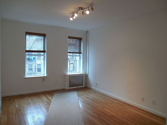 5th image of 428 E 83rd St APT 4r