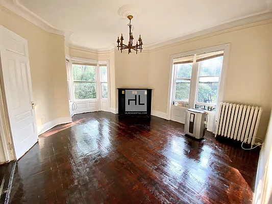 Rented by Highline Residential | media 2