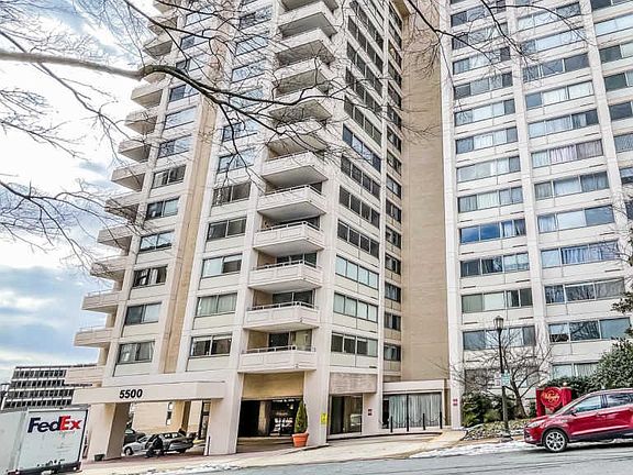 3rd image of 5500 Friendship Blvd APT 2428N