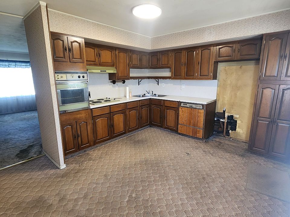 2nd image of 2544 Aurie Dr