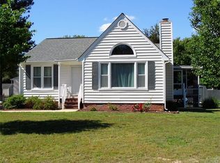 3606 E Chagford Ter, Chester, VA
