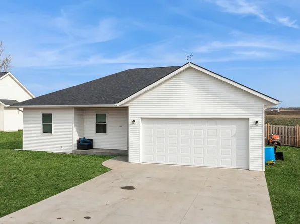 220 Field Crest Blvd NE, Cokato, MN 55321
