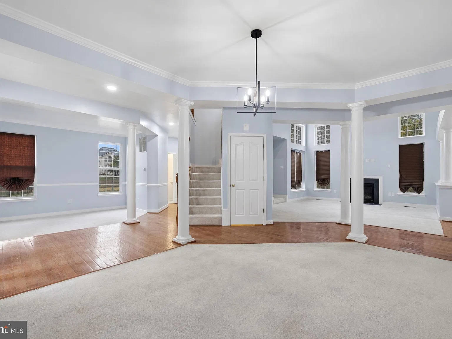 6 bed, 3.5 bath, 3096 sqft, $4,000 — Photo 4