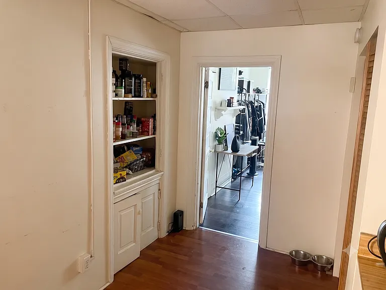 3008 Paulowna Street — Photo 4