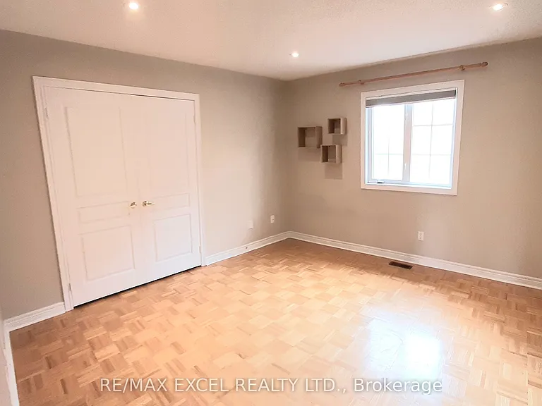 131 Cynthia Jean St — Photo 16