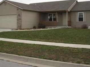 1211 Southfield Dr, Ligonier, IN 46767