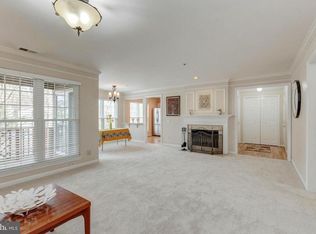 2820 Emma Lee St, Falls Church, VA 22042