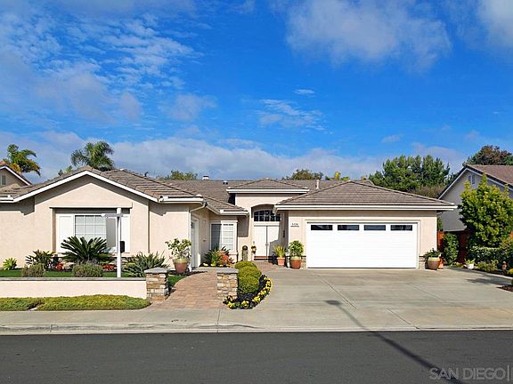2nd image of 5126 Wisteria Dr
