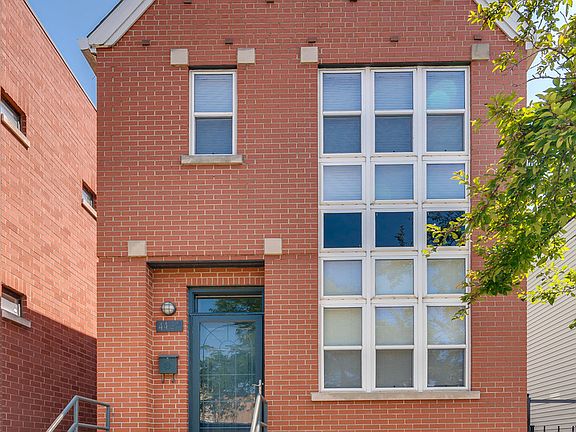 4th image of 4429 S Lake Park Ave