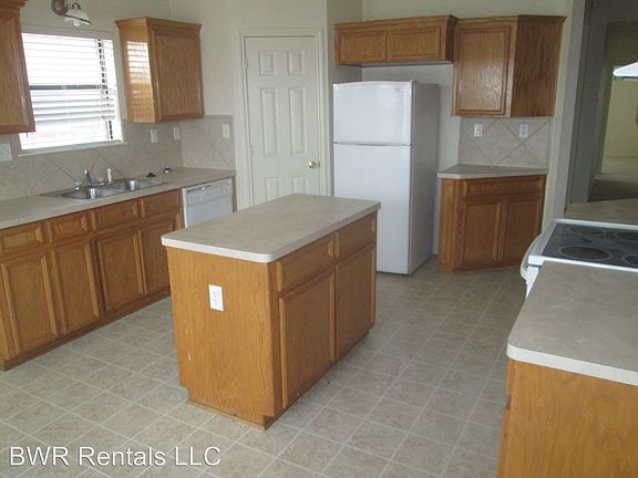 5th image of 4204 Flamingo Dr