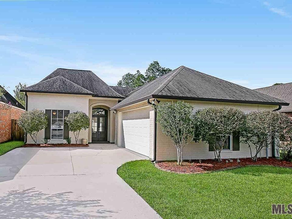 1st image of 12381 Dutchtown Villa Dr
