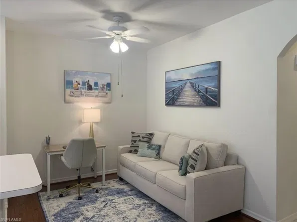 1700 Morning Sun Ln, Naples, FL 34119