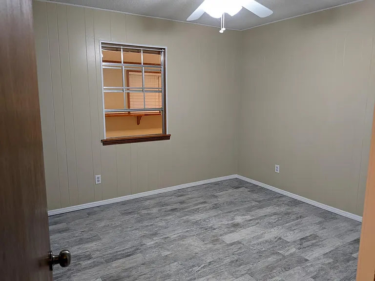 1607 Hamilton Ave — Photo 9
