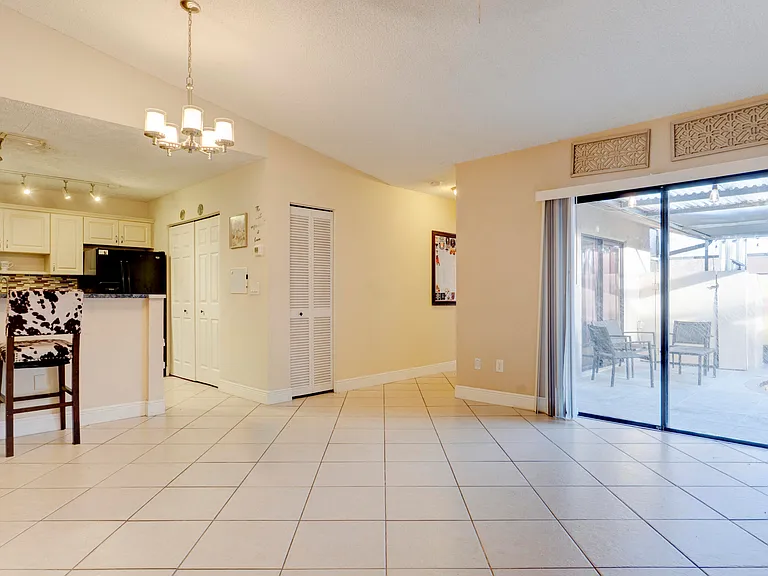 4782 Sunny Palm Cir #D — Photo 5