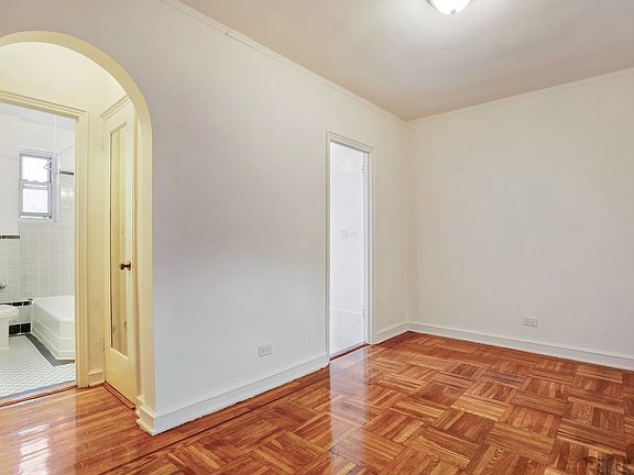 3rd image of 70-01 113th St #7G