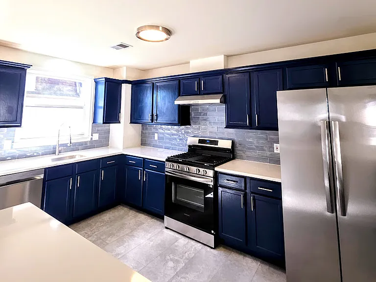 333 New York Ave #2 — Photo 4