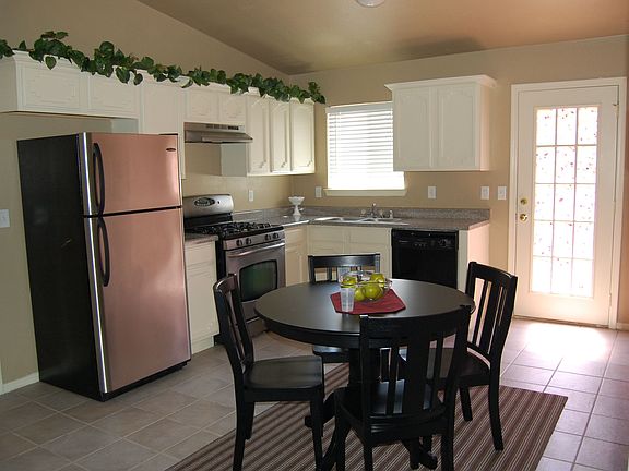 Kitchen/ Breakfast area