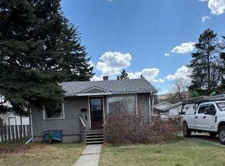 6435 N 34th Ave NW, Calgary, AB T3B1M9