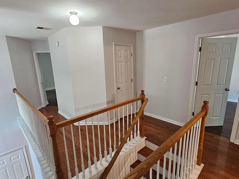 6141 Long Shore Dr — Photo 8