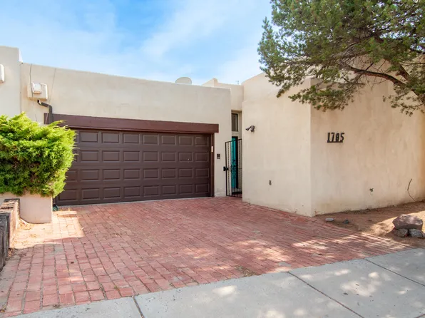 1705 Miracerros Pl NE, Albuquerque, NM 87106