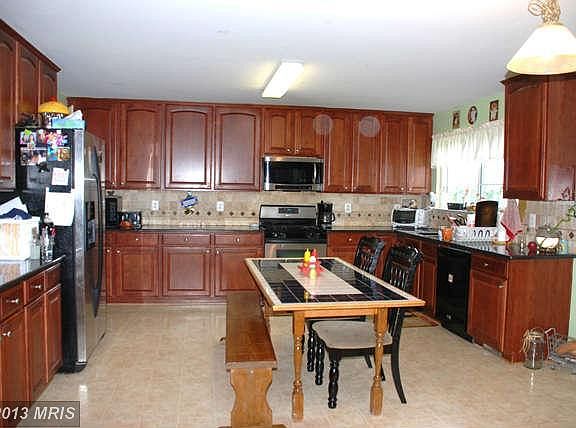 5th image of 2207 Cottonwood Ln
