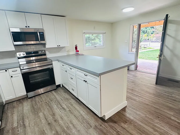 2176 New Holland Rd #A — Photo 28