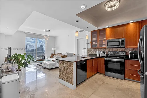315 NE 3rd Ave #1804 Photo 1
