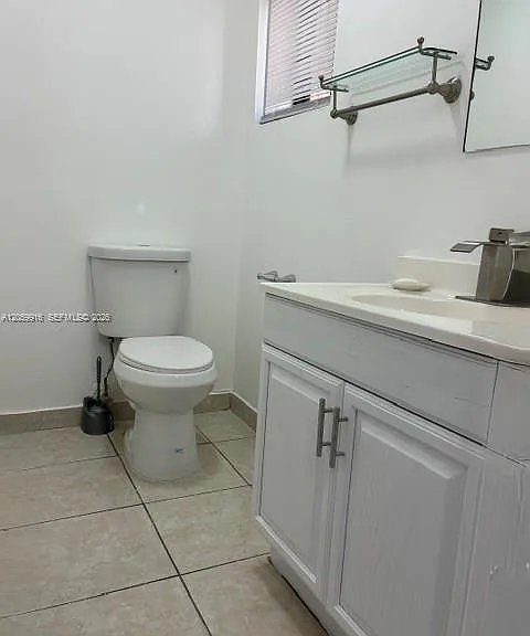 1121 SW 105th Ave #308 — Photo 4