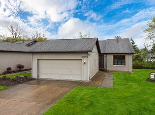 12375 Woodside Ct #C11, Strongsville, OH 44136