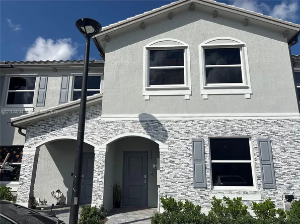 240 SE 10th Ct #240, Homestead, FL 33034
