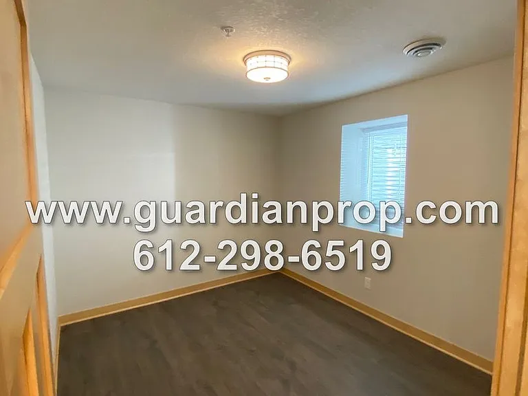 1560 Portland Avenue — Photo 6