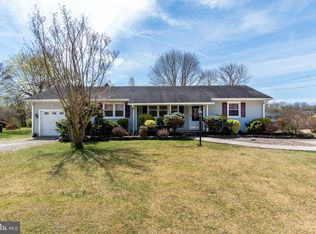 513 W Summer Rd, Minotola, NJ 08341