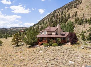 23 Broken Bridge Rd, Centennial, WY 82055